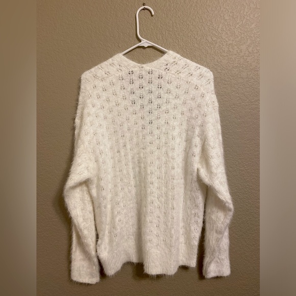 Jodifl White Cardigan Size Medium NWT - Picture 3 of 11